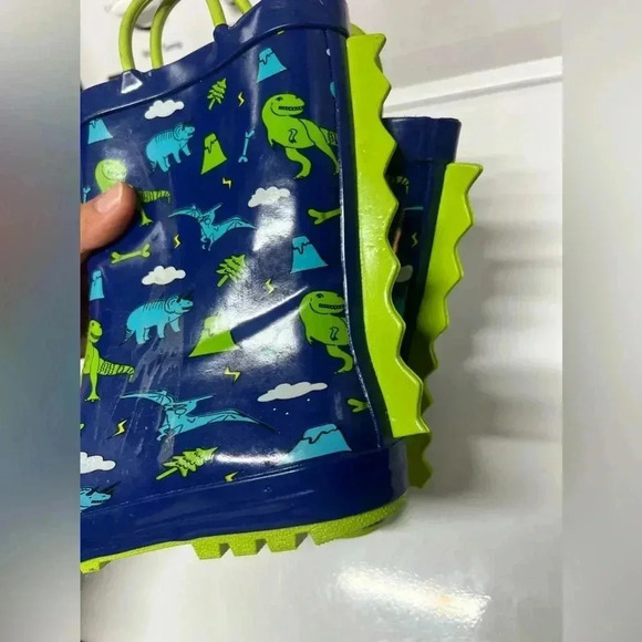 Dinesours kids rain boots size 13 new - Picture 3 of 6